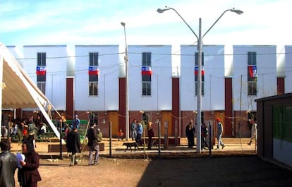 Viviendas sociales de Alejandro Aravena en Renca (Chile).