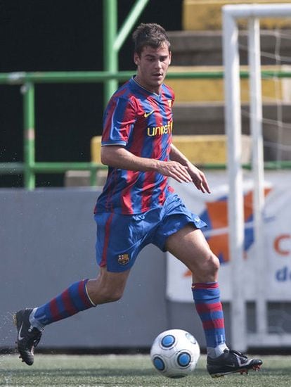 Edu Oriol, durante un partido con el Barcelona B.