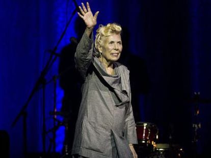 Joni Mitchell, en un concierto homenaje en Toronto en 2013.