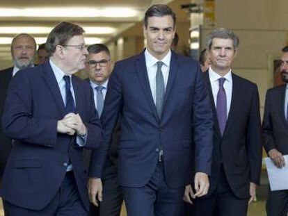 Pablo Casado afirma que las cuentas son “la semilla de una nueva recesión” y pide a Rivera que no las apoye