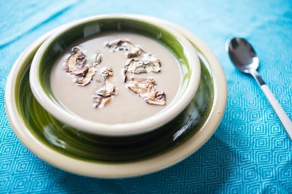 Un buen comienzo para una comida de Navidad. / AINHOA GOMÀ