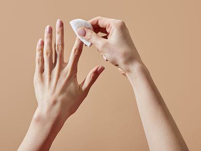 kit manicura semipermanente, ¿Qué productos se necesitan para la manicura permanente?, kit manicura, kit uñas permanente, Cómo quitar el esmalte semipermanente en casa, Quitar esmalte semipermanente Amazon, ¿Cómo quitar esmalte permanente fácil?, Quitar semipermanente sin papel aluminio, Como quitar esmalte semipermanente sin dañar la una, Lima para quitar esmalte permanente, Removedor de esmalte permanente, Productos para quitar esmalte permanente, Quitar esmalte gel en casa