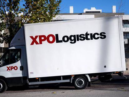 Vehículo de transporte de XPO Logistics. 