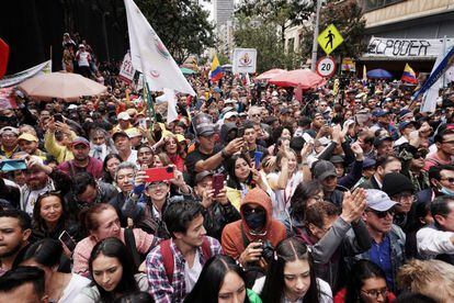 Cientos de colombianos participaron en la marcha. 