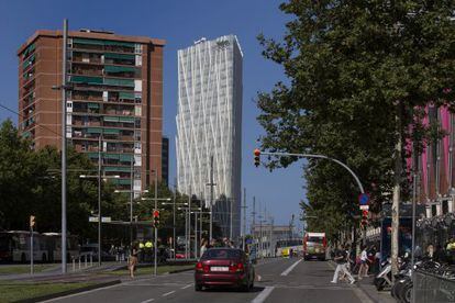 Axa compra la Torre de Telef&oacute;nica del F&oacute;rum de Barcelona 