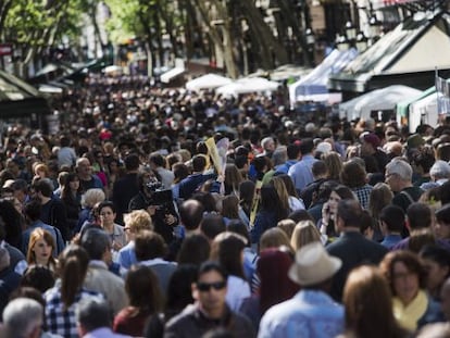 Gentada a la Rambla.