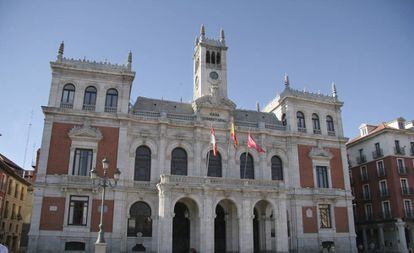 Fachada del Ayuntamiento de Valladolid.