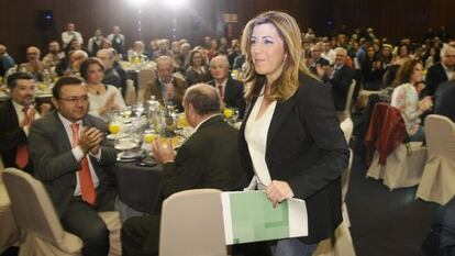 La secretaria general del PSOE andaluz y presidenta de la Junta, Susana Díaz, momentos antes de su intervención hoy en Sevilla en el acto de presentación del programa de su partido.