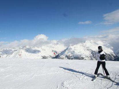 La estación de los Alpes austriacos inaugurará en el 2018 una atracción de James Bond a más de 3.000 metros de altitud solo para grandes esquiadores y entusiastas de la saga