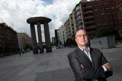 Enrique Bardají, gestor de Urbanismo entre 1982 y 1987, cuando se construyó la plaza de Salvador Dalí.