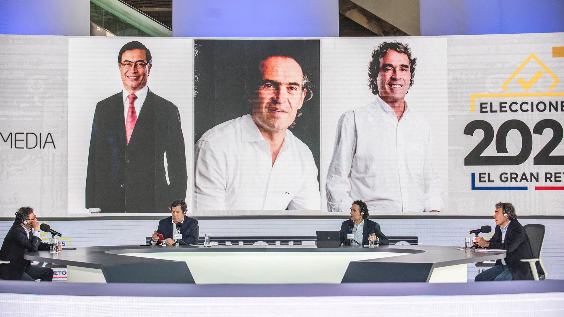 Elecciones presidenciales: Petro, Fajardo y Gutiérrez muestran la polarización política de Colombia en el debate electoral | Internacional | EL PAÍS