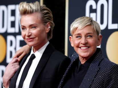 Ellen DeGeneres y su pareja, la actriz Portia de Rossi, en los Globos de Oro el pasado enero.