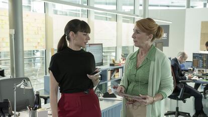 Miren Ibarguren y Gracia Olayo, en 'Supernormal'.