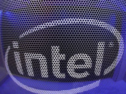 Logo del fabricante de chips Intel.