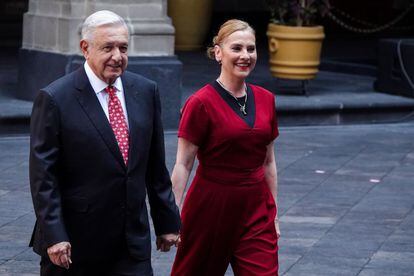 Andrés Manuel López Obrador, presidente de México y Beatriz Gutiérrez Müller en Palacio Nacional, en 2022.