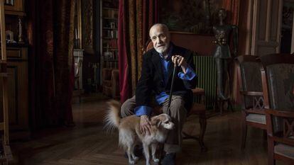 Francisco Nieva, en su casa de Madrid, en noviembre del pasado año