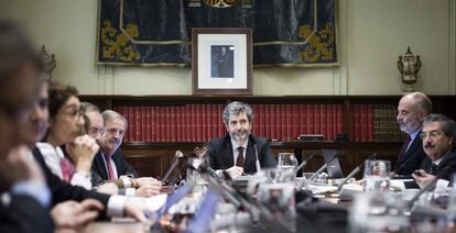 El presidente del Tribunal Supremo, Carlos Lesmes, durante un pleno del Alto Tribunal. 