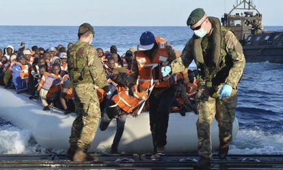 Rescate de inmigrantes en el Mediterr&aacute;neo.