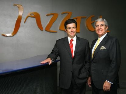 Jos&eacute; Miguel Garc&iacute;a (izquierda), consejero delegado de Jazztel, junto a Leopoldo Fern&aacute;ndez Pujals, presidente de la compa&ntilde;&iacute;a.