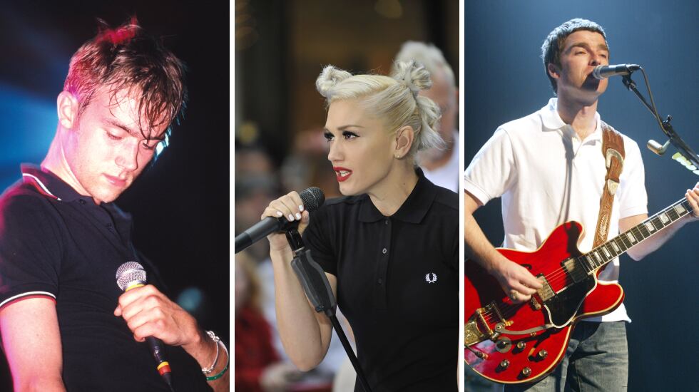 Los cantantes Damon Albarn, Gwen Stefani y Noel Gallagher sobre el escenario luciendo distintos modelos de polos. GETTY IMAGES.