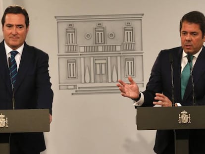 Los presidentes de CEOE, Antonio Garamendi, y Cepyme, Gerardo Cueva, en una imagen de enero pasado.