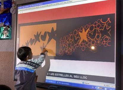 La escuela digital da sus primeros pasos en España.