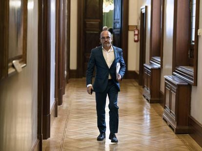 El portavoz del PDeCAT, Carles Campuzano, a la salida de la reunión de la Junta de Portavoces del Congreso de los Diputados esta mañana.