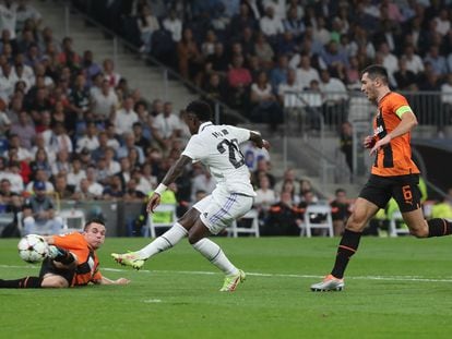 Vinicius marca el segundo gol del Real Madrid.