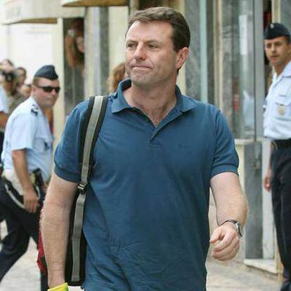 Gerry McCann, el padre de <i>Maddie,</i> ayer, en Portimão.