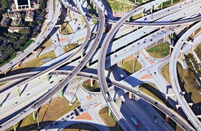 Las firmas españolas acaparan los contratos de autopistas en Estados Unidos.
