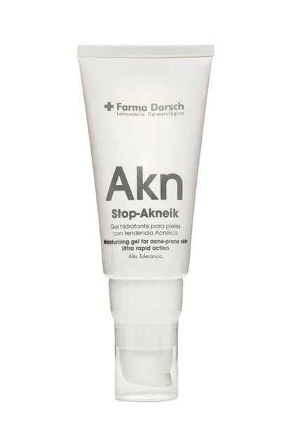 Stop-Akneik de Farma Dorsch. Un gel hidratante para todo tipo de pieles, libre de aceites, con propiedades seborreguladoras de acción ultra rápida. Incluye cafeína en su fórmula para obtener los beneficios de sus propiedades antiinflamatorias.