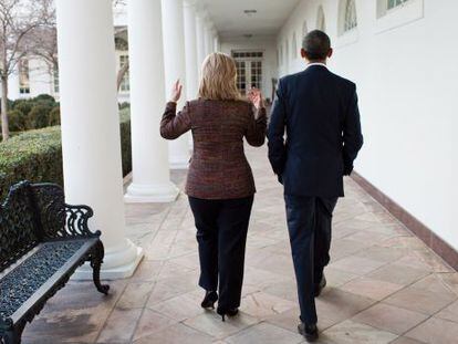 El presidente Barack Obama y su entonces secretaria de Estado, Hillary Clinton, en 2011