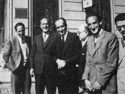 De izquierda a derecha, Jos&eacute; Antonio Mu&ntilde;oz Rojas, Vicente Aleixandre, Leopoldo Panero, D&aacute;maso Alonso, Carlos Bouso&ntilde;o y Jos&eacute; Luis Cano, en 1943.