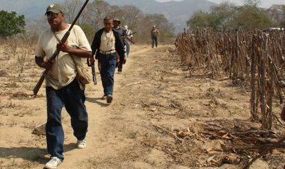 Un grupo de autodefensa de Guerrero buscan a secuestradores.