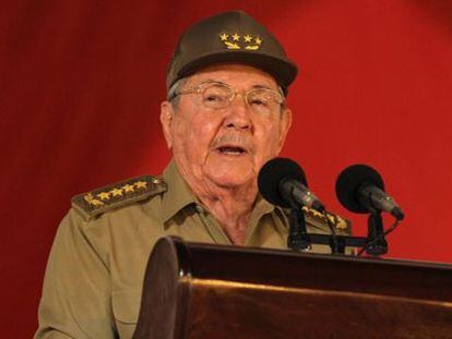 Castro durante su discurso en el 55º aniversario de la revolución.