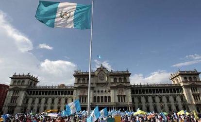 Guatemaltecos celebran la decisi&oacute;n de la comisi&oacute;n