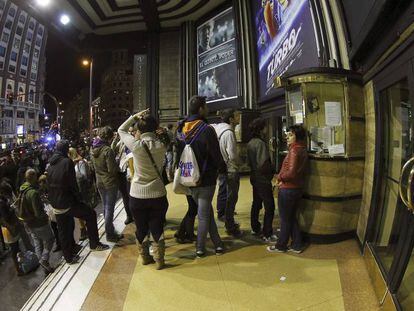 Colas en una sala de Madrid durante la Fiesta del Cine