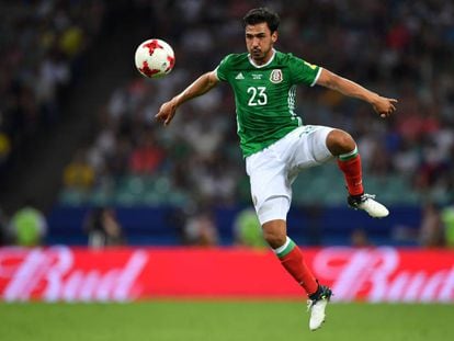 Alan&iacute;s durante un partido con la selecci&oacute;n de M&eacute;xico. 