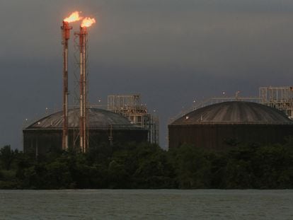 Una planta gasista en Trinidad y Tobago, en diciembre de 2022.