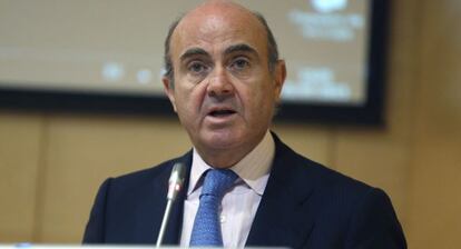 El ministro de Economía y Competitividad, Luis de Guindos, durante su intervención en el seminario "Ganancias de competitividad en la Unión Económica y Monetaria", el 21 de julio pasado.