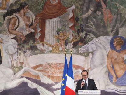 El presidente franc&eacute;s, Fran&ccedil;ois Hollande, durante su intervenci&oacute;n en el Museo de la Historia de la Inmigraci&oacute;n de Par&iacute;s.