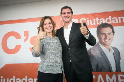 La candidata de Ciutadans, amb Albert Rivera a l'inici de campanya.