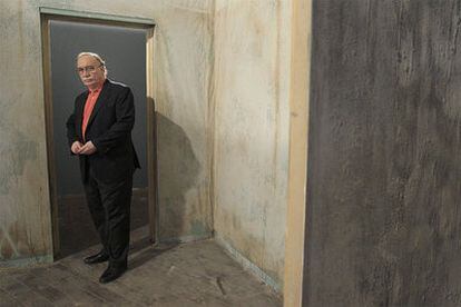 Fernando Méndez-Leite, la semana pasada en el plató de la Escuela de Cine de la Comunidad de Madrid (ECAM).