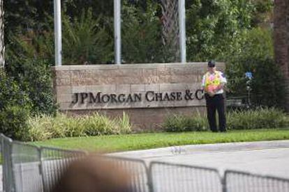 Vista exterior de la sede de JPMorgan Chase, en Tampa, Florida. EFE/Archivo