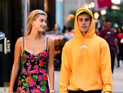 Justin Bieber y Hailey Baldwin paseando por las calles de Nueva York.