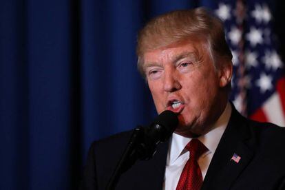 Trump, este jueves, al anunciar el ataque a una base aérea siria