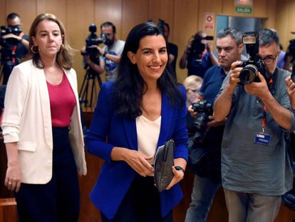 La líder de Vox en Madrid, Rocío Monasterio, tras una rueda de prensa en julio.