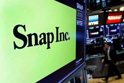 El logo de Snap en una pantalla del parqué de la Bolsa de Nueva York.