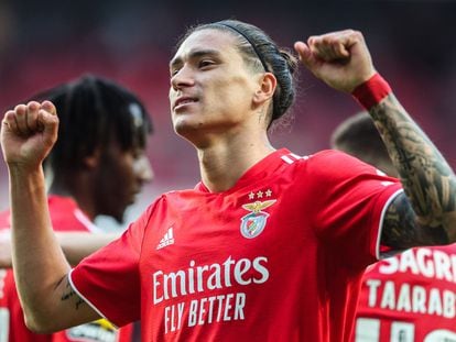 Darwin Núñez celebra un gol el pasado mes de abril ante el Belenenses SAD en el estadio Da Luz de Lisboa.