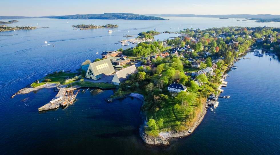 Vista aérea del museo Fram, en la península de Bygdoy, en Oslo (Noruega).
